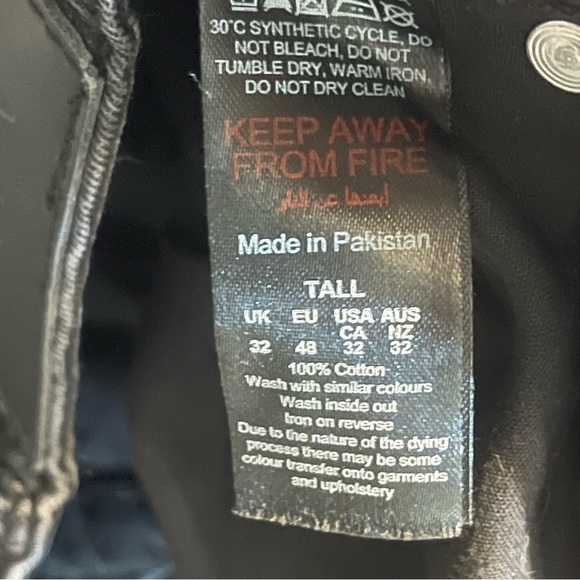 MAN Boohoo Man Distressed Patch Black Denim Jeans Size 32 NEW / NWOT - Picture 7 of 11